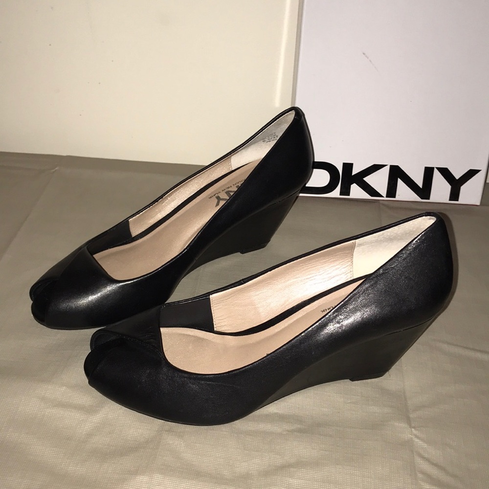 DKNY shoes